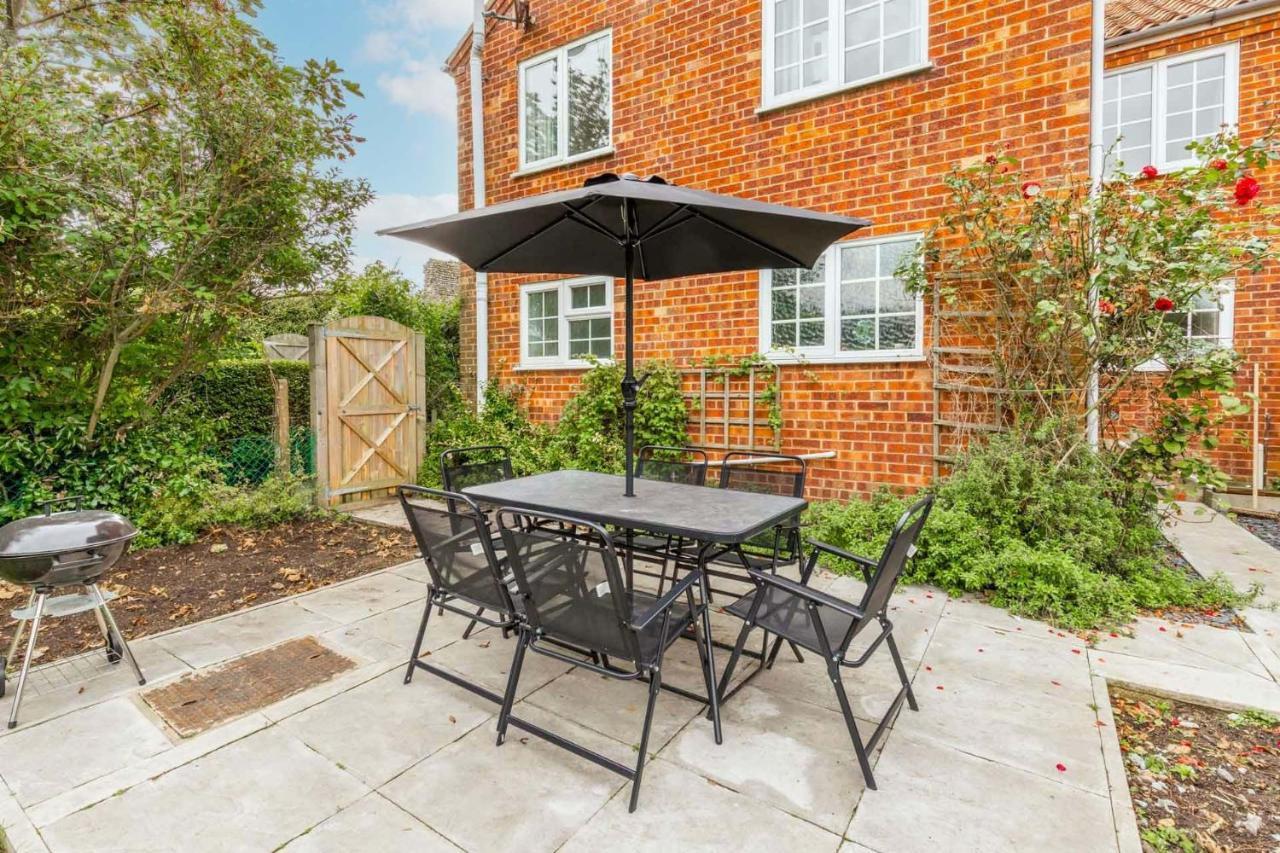 Abbey Farm Cottages Bacton  Exterior photo